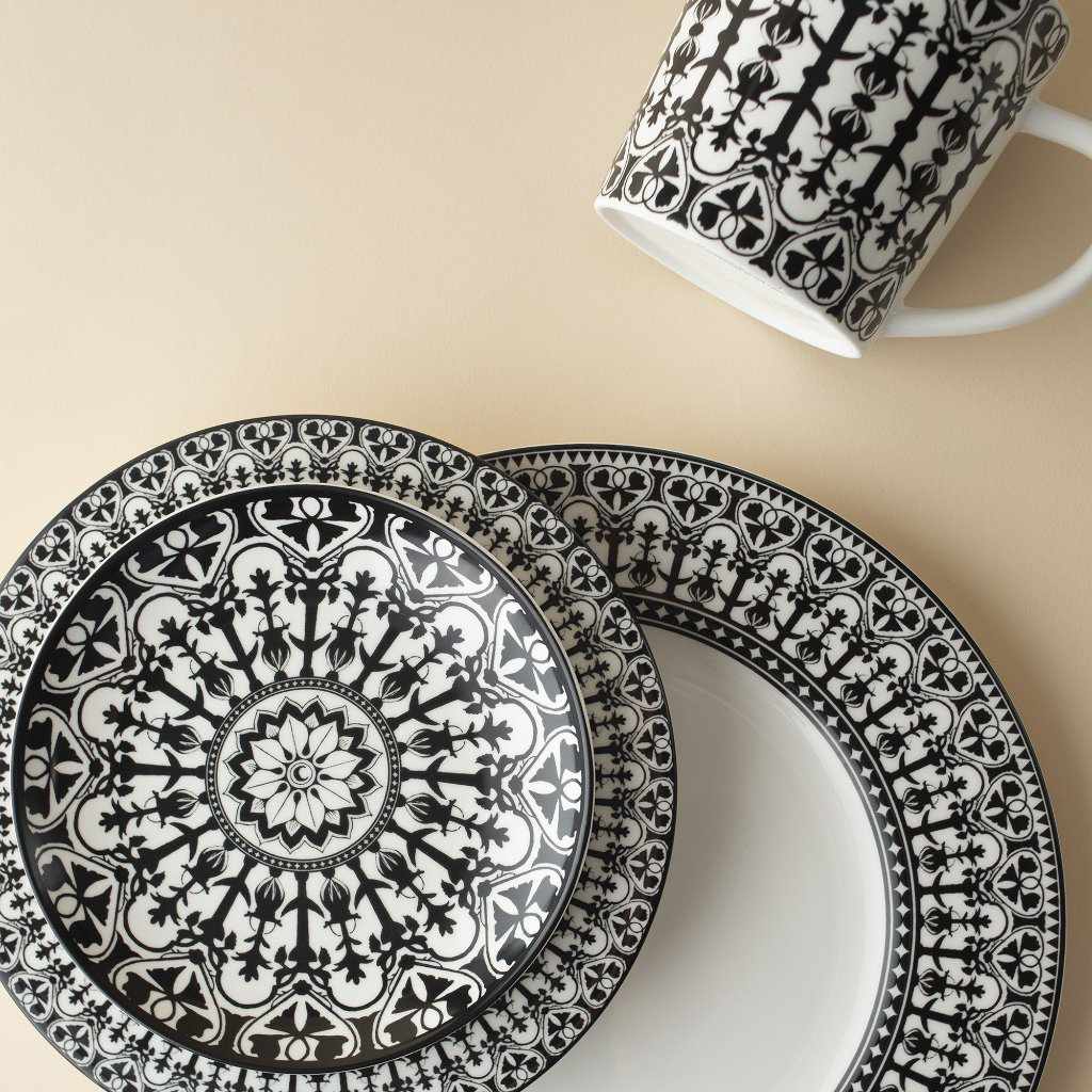Set of (4) Casablanca 4-Piece Place Settings by Caskata