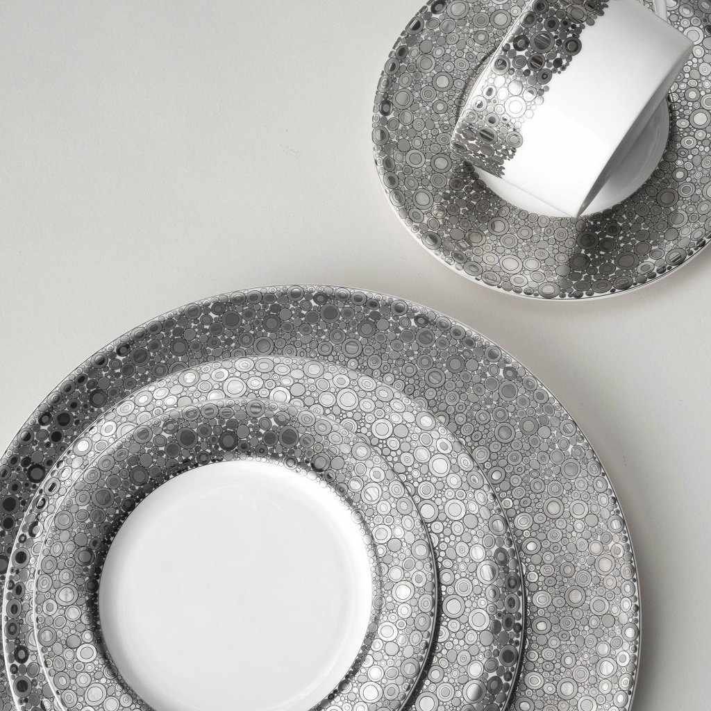 Set of (4) Ellington Shine - Platinum 5-Piece Place Settings by Caskata