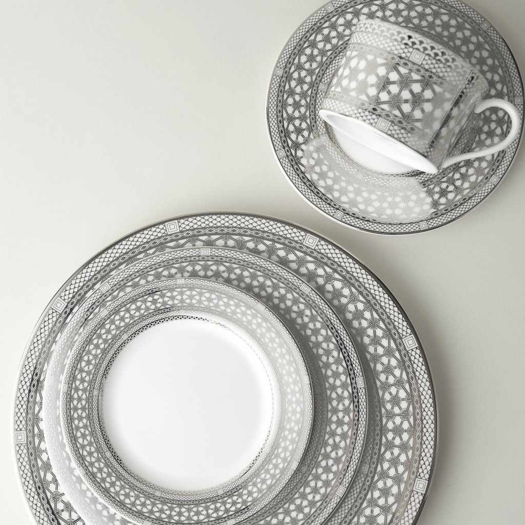 Set of (4) Hawthorne Ice - Platinum 5-Piece Place Settings by Caskata